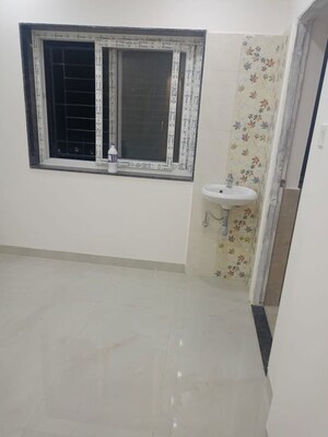 Bathroom in 3 BHK Apartment at Narendra Nagar – for Rent