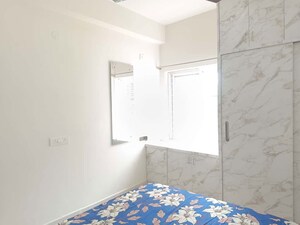 Bedroom in 3 BHK Builder Floor at Kondapur – for Rent