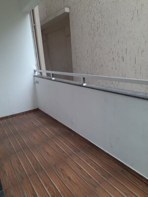 Furnished Amenities in 3 BHK Apartment at Manish Nagar – for Sale