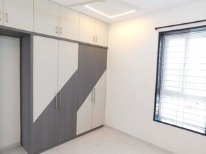 Room in 3 BHK Builder Floor at Kondapur – for Rent