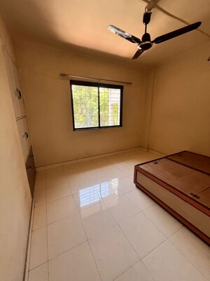 Room in 2 BHK Apartment at Borate Jijai Nagari, Kothrud – for Rent