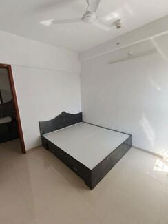 4 BHK + Extra Room Apartment For Rent in Sharada Alliance Akashparv