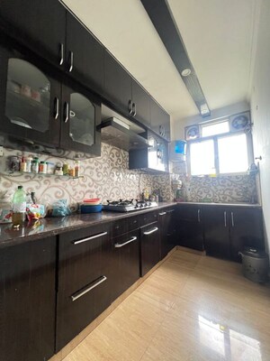 Kitchen in 3.5 BHK Apartment at Vasant Apartment Mayur Vihar, Mayur Vihar 1 – for Rent
