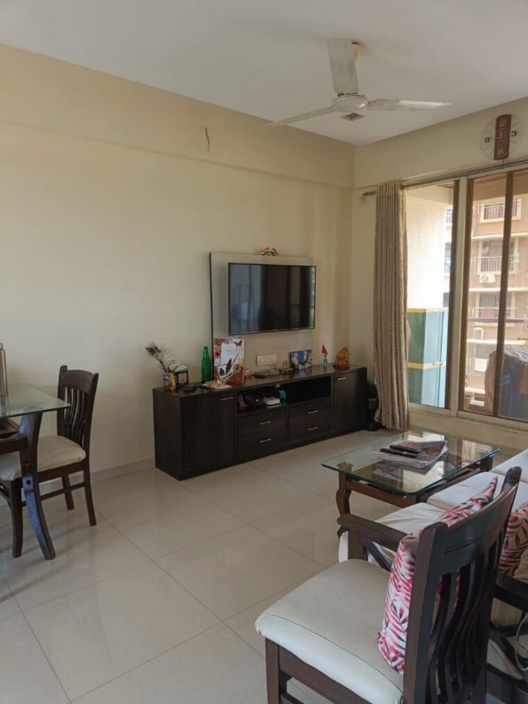 Living Room, andheri west 2 Bedroom 950 Sq.Ft. Apartment In Andheri West Mumbai 10374566