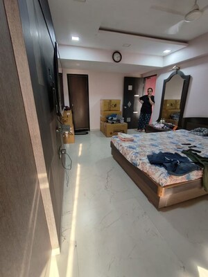 Bedroom in 2 BHK Apartment at Fortune Height Santacruz East, Santacruz East – for Rent