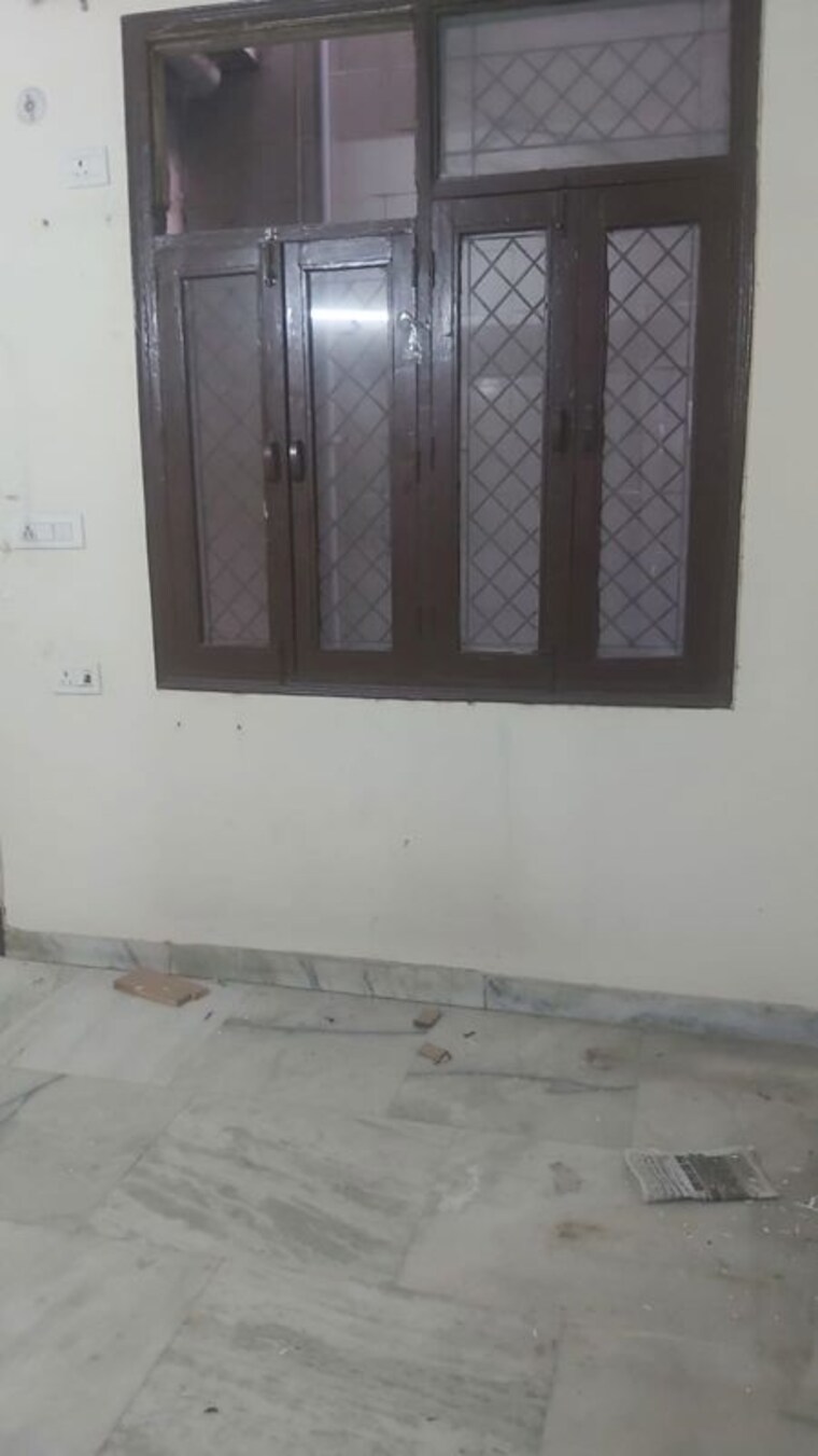 Room, pandav nagar 2.5 Bedroom 700 Sq.Ft. Builder Floor In Pandav Nagar Delhi 10374573