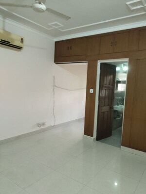 3 BHK Apartment For Rent in Sarita Vihar