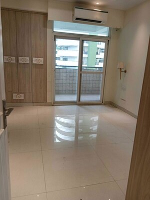 Room in 4 BHK Apartment at Parx Laureate, Sector 108 – for Sale