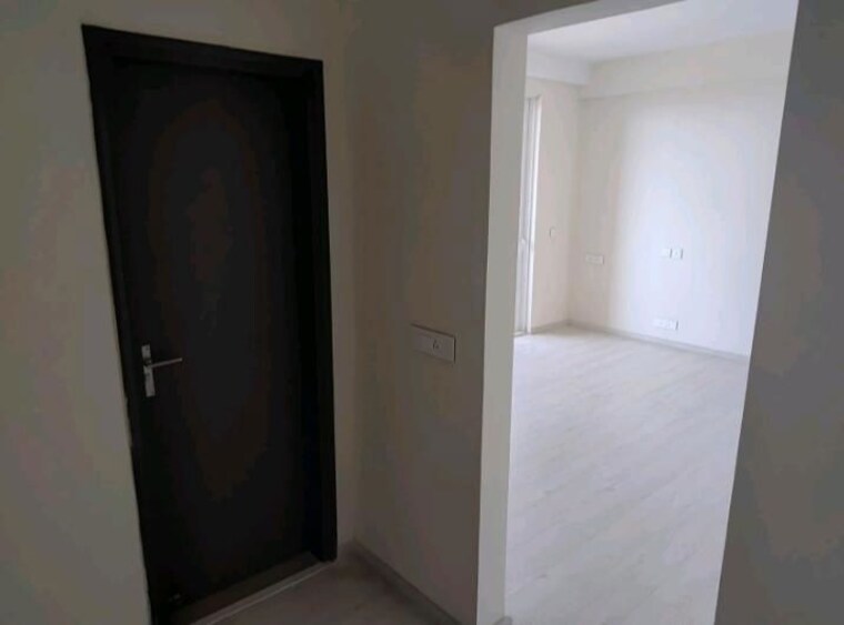 Living Room, hero-homes-gurgaon 3 Bedroom 1789 Sq.Ft. Apartment In Sector 104 Gurgaon 10374586
