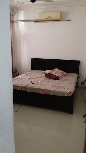 Bedroom in 2 BHK Apartment at Penta Homes, Vip Road – for Rent