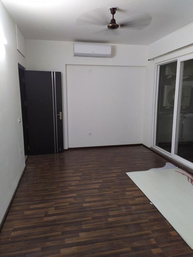Room, microtek-greenburg 3.5 Bedroom 2285 Sq.Ft. Apartment In Sector 86 Gurgaon 10374620