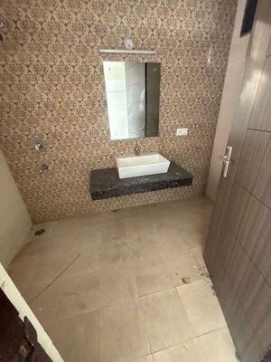 Bathroom in 4 BHK Apartment at Parx Laureate, Sector 108 – for Rent