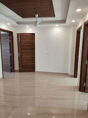 Building Lobby in 4 BHK Builder Floor at Krishna Palace Faridabad, Sector 15a – for Rent