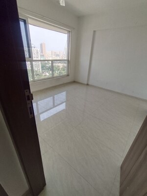 Room in 2 BHK Apartment at Supreme 19, Lokhandwala – for Rent