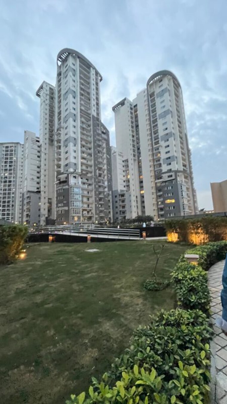 Exterior View, 3c-lotus-300 5 Bedroom 8000 Sq.Ft. Penthouse In Sector 107 Noida 10374648