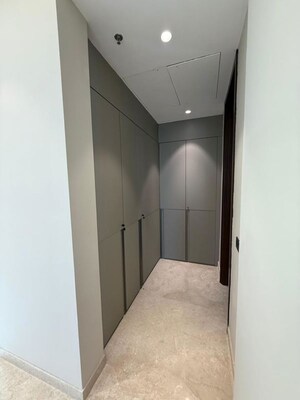 Room in 5 BHK Penthouse at Ambience Tivertone, Sector 50 – for Rent