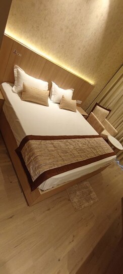 StudioApartment For Sale in Omaxe India Trade Center