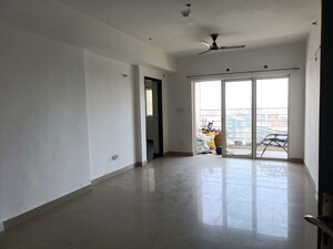 Room in 3 BHK Apartment at Paras Tierea Studio Apartments, Sector 137 – for Sale