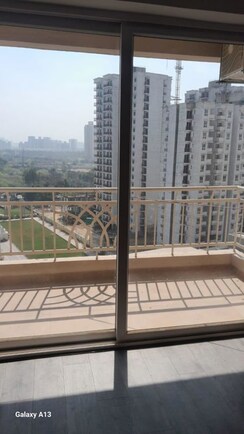 3 BHK + Study Room,Extra Room,Store Room Apartment For Rent in The Center Court Prime
