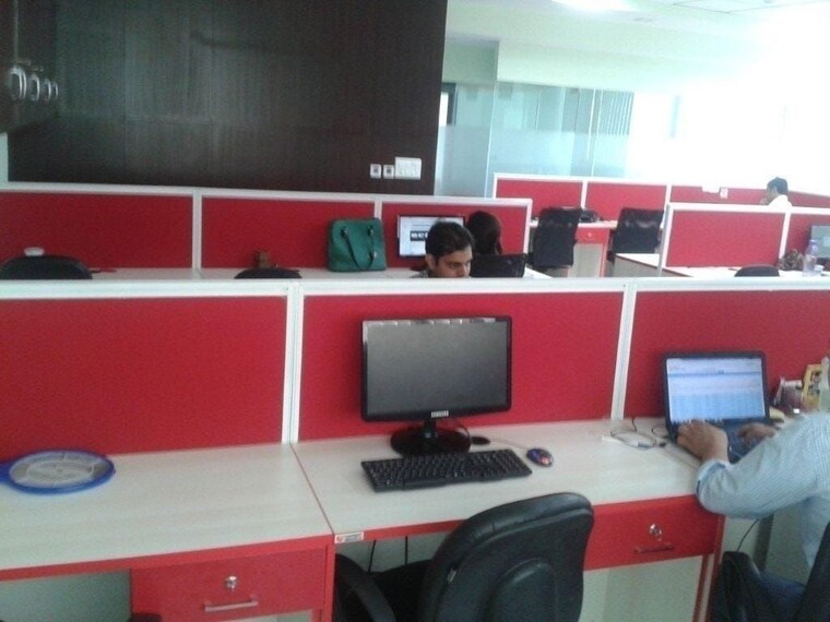 Team Area, sector 19 Commercial Office Space 2500 Sq.Ft. In Sector 19 Gurgaon 10374735