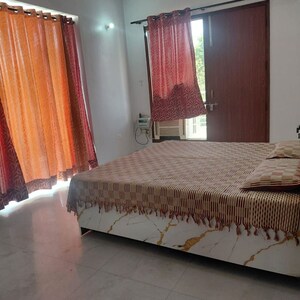 Bedroom in 4 BHK Apartment at Sector 15 ii – for Rent