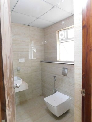 Bathroom in 3 BHK Apartment at Aurobindo Kohinoor, Serilingampally – for Rent