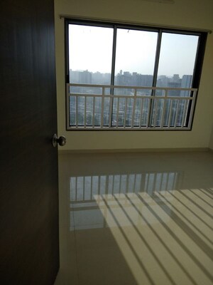 Room in 2 BHK Apartment at Crystal Armus, Chembur – for Rent