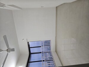 Room in 2 BHK Apartment at Crystal Armus, Chembur – for Rent