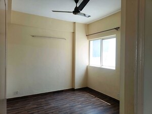 Room in 2 BHK Apartment at Paras Tierea Studio Apartments, Sector 137 – for Sale