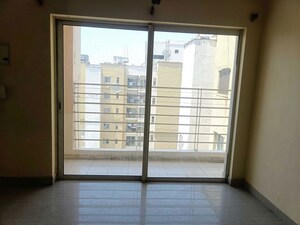 Room in 2 BHK Apartment at Paras Tierea Studio Apartments, Sector 137 – for Sale