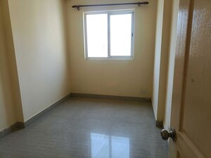 Room in 2 BHK Apartment at Paras Tierea Studio Apartments, Sector 137 – for Sale