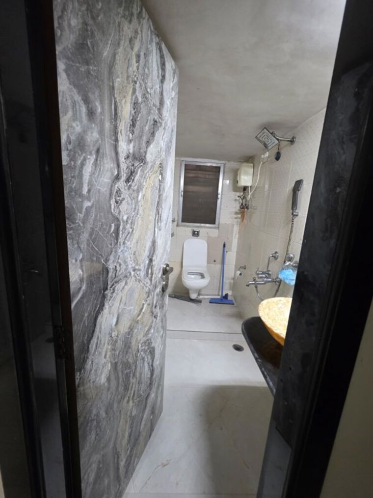 Bathroom, solitaire-heights 2 Bedroom 650 Sq.Ft. Apartment In Malad West Mumbai 10374755