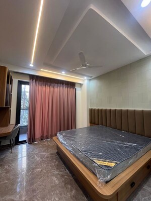 Bedroom in 1 RK Builder Floor at Vipul Square, Sushant Lok I – for Rent