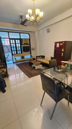 2 BHK Builder Floor For Sale in Chittaranjan Park
