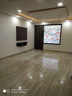 4 BHK + Servant Room Apartment For Sale in Pioneer Park Presidia
