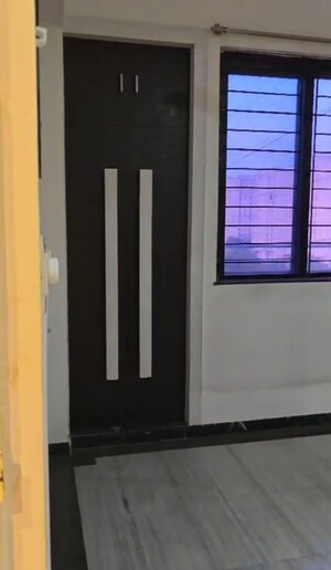 Room in 2 BHK Apartment at Kanakia Spaces Niharika, Manpada – for Rent