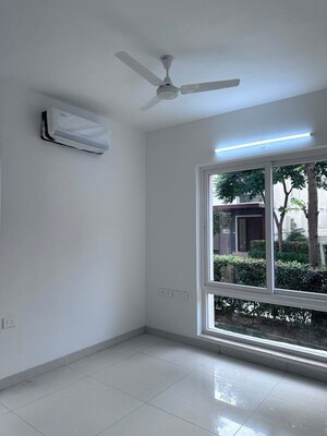 Room in 3 BHK Apartment at My Home Ankura, Tellapur – for Rent