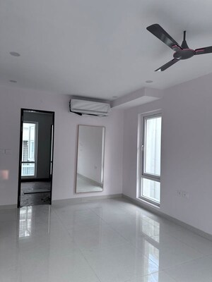 Room in 3 BHK Apartment at My Home Ankura, Tellapur – for Rent