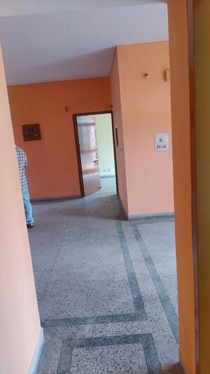 Room in 3 BHK Apartment at AVJ Homes, Beta Ii Greater Noida – for Rent