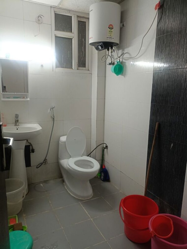 Bathroom, ars-complex 3 Bedroom 1400 Sq.Ft. Apartment In Beta I Greater Noida Greater Noida 10374813