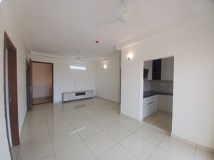 Room in 3 BHK Apartment at Prestige Finsbury Park Regent, Bagaluru – for Rent