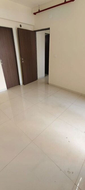 Room in 1 BHK Apartment at Kanakia Spaces Zen World, Kanjurmarg East – for Rent