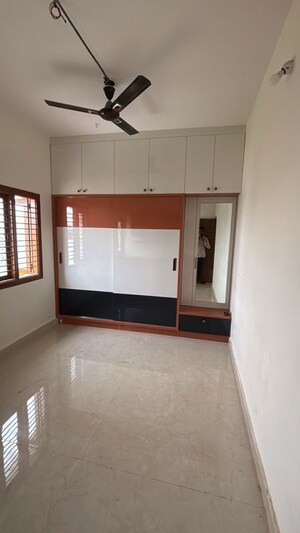 Room in 2 BHK Independent House at Ambika Arcade, Devanahalli – for Rent