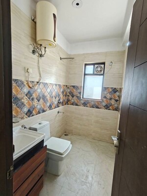 Bathroom in 2 BHK Builder Floor at Sector 45 – for Rent