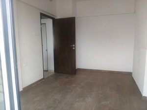 Room in 1 BHK Apartment at Sanghavi Orchid, Mira Road – for Sale