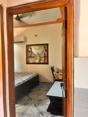Furnished Amenities in 3 BHK Apartment at Golf Gardenia, Alpha Ii Greater Noida – for Rent