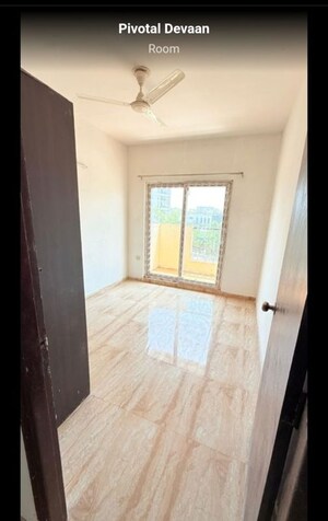 Room in 2 BHK Apartment at Pivotal Devaan, Sector 84 – for Sale