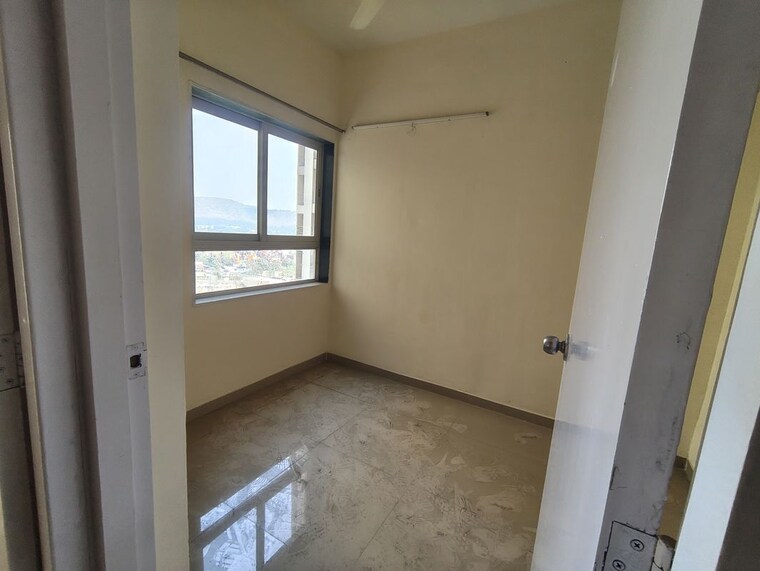Room, indiabulls-greens 1.5 Bedroom 550 Sq.Ft. Apartment In New Panvel Navi Mumbai 10374900