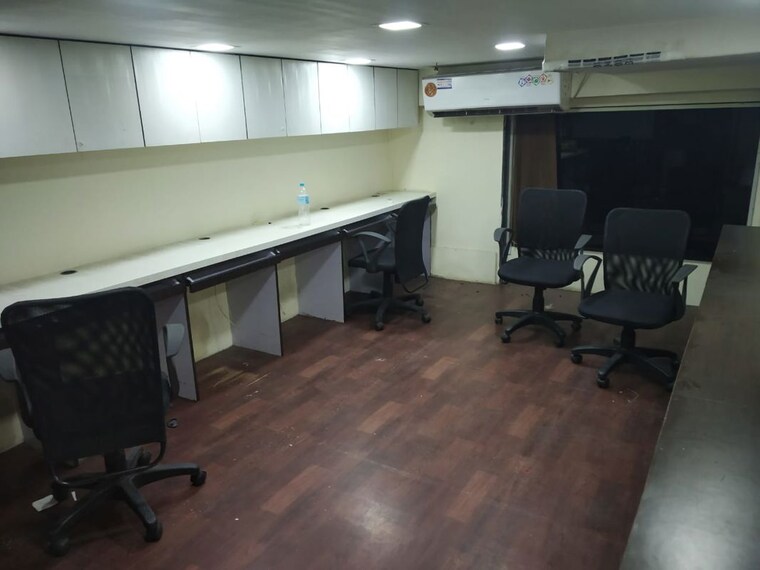 Team Area, haware-fantasia Commercial Office Space 484 Sq.Ft. In Vashi Sector 28 Navi Mumbai 10374948