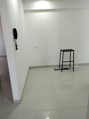 Room in 2 BHK Apartment at Bhondve Empire, Ravet – for Rent